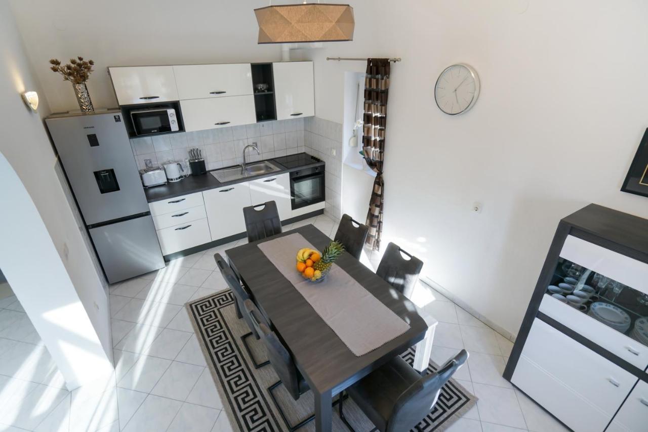 זאדאר Villa Sanda With Private Pool מראה חיצוני תמונה